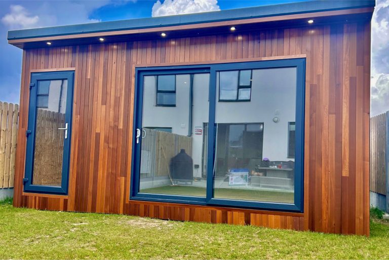 Garden room by CG Joinery