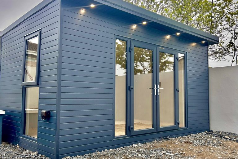 Garden room by CG Joinery