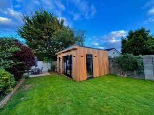 Garden room by CG Joinery